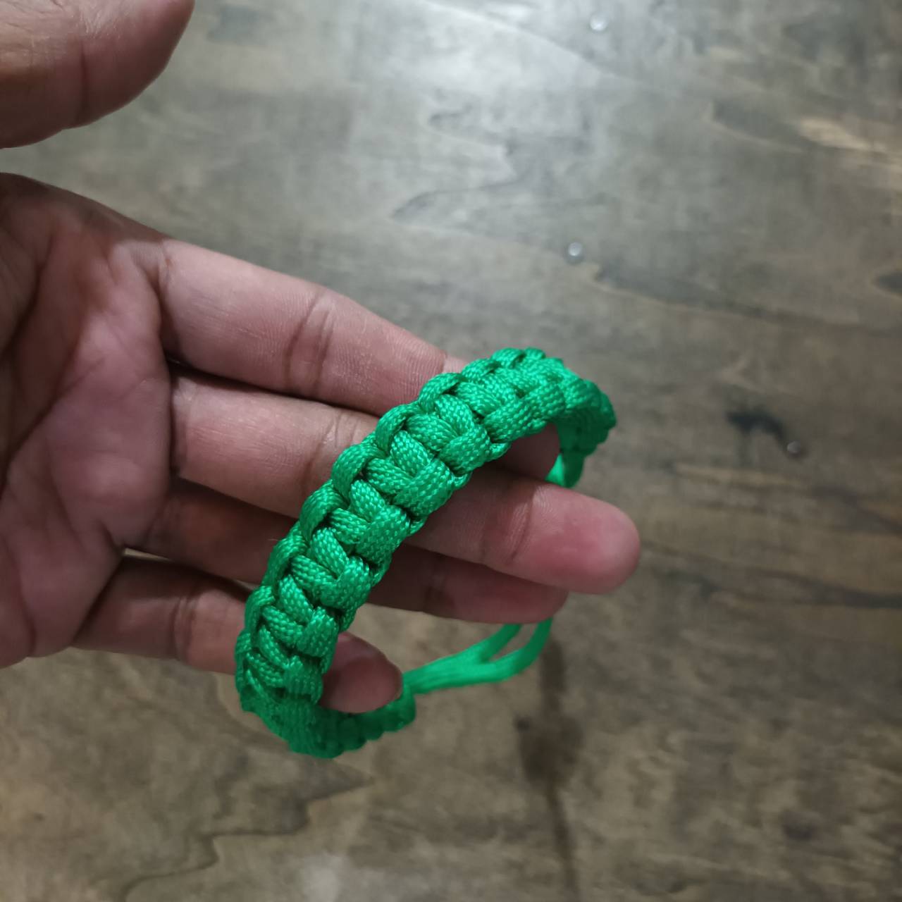 The Hang Tec40 MODEL 01 Paracord Lanyard PL02