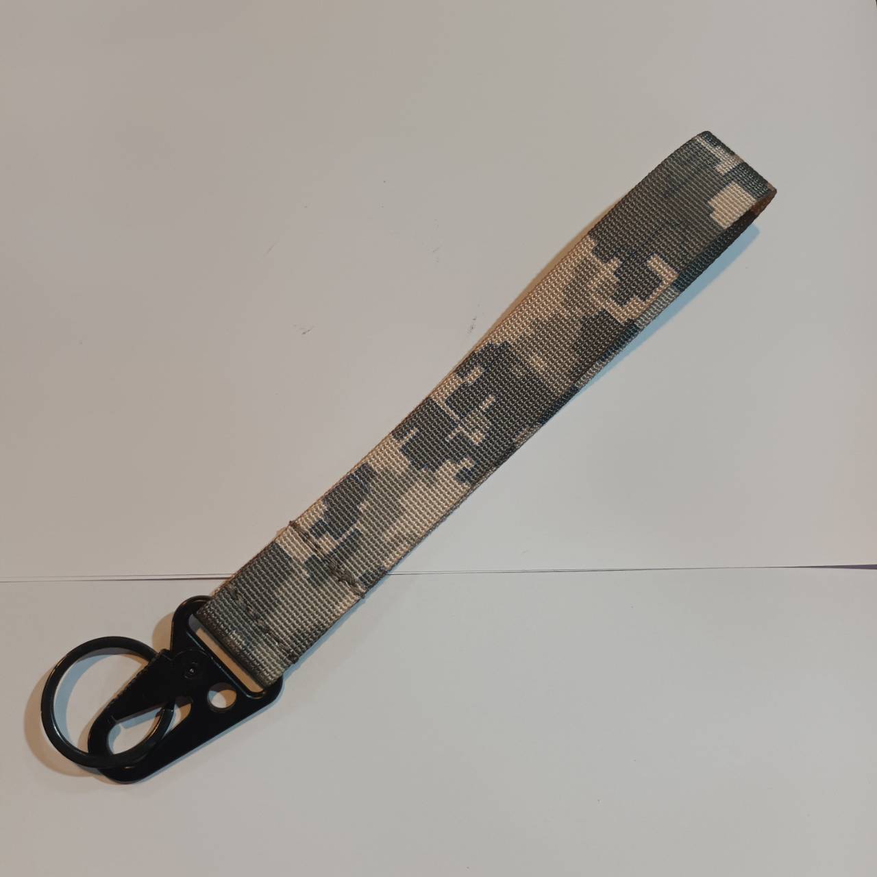 The Hang Tec40 MODEL 02 Nylon Strap Lanyard NS01