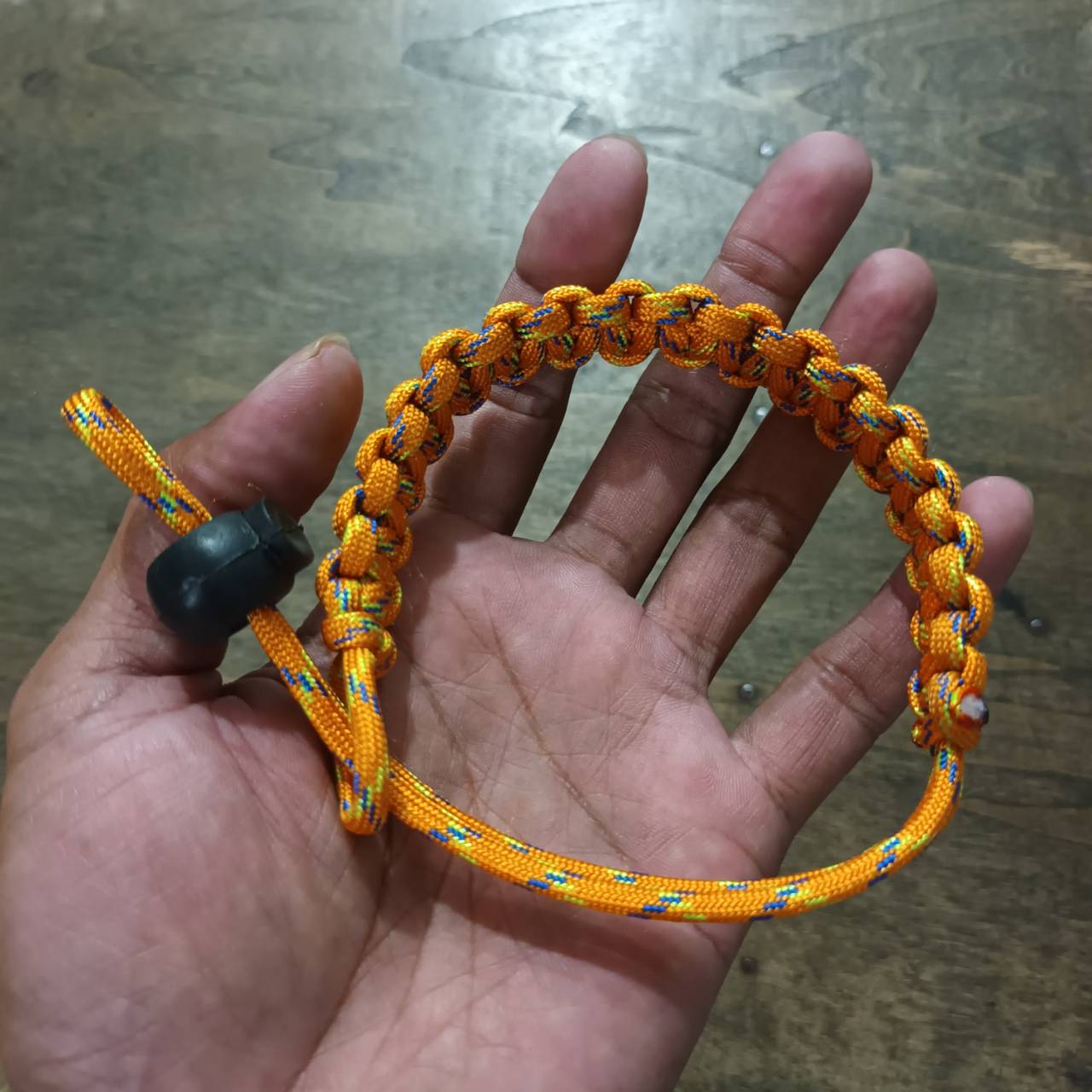 The Hang Tec40 MODEL 01 Paracord Lanyard PL01