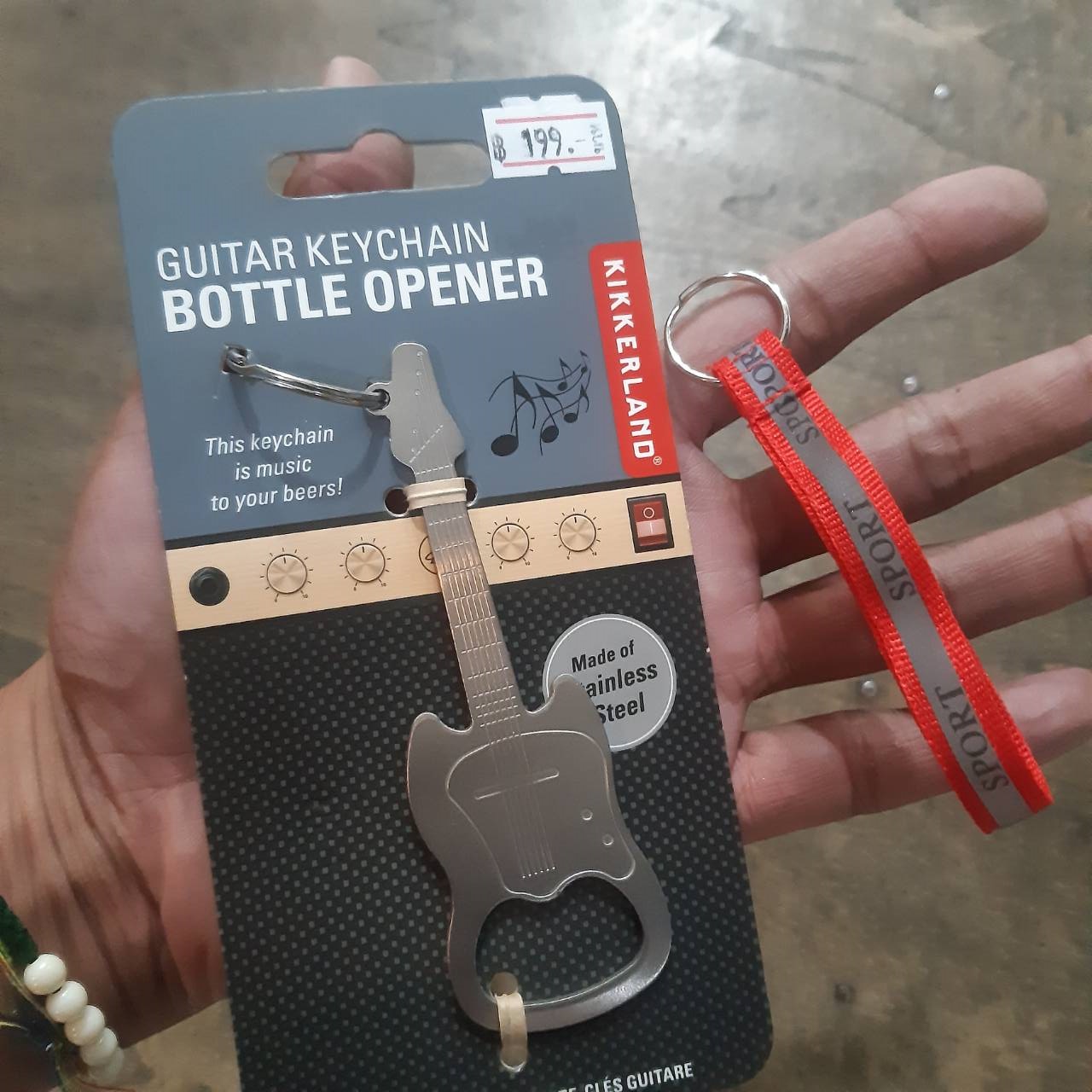 KIKKERLAND GUITAR KEYCHAIN BOTTLE OPENER
