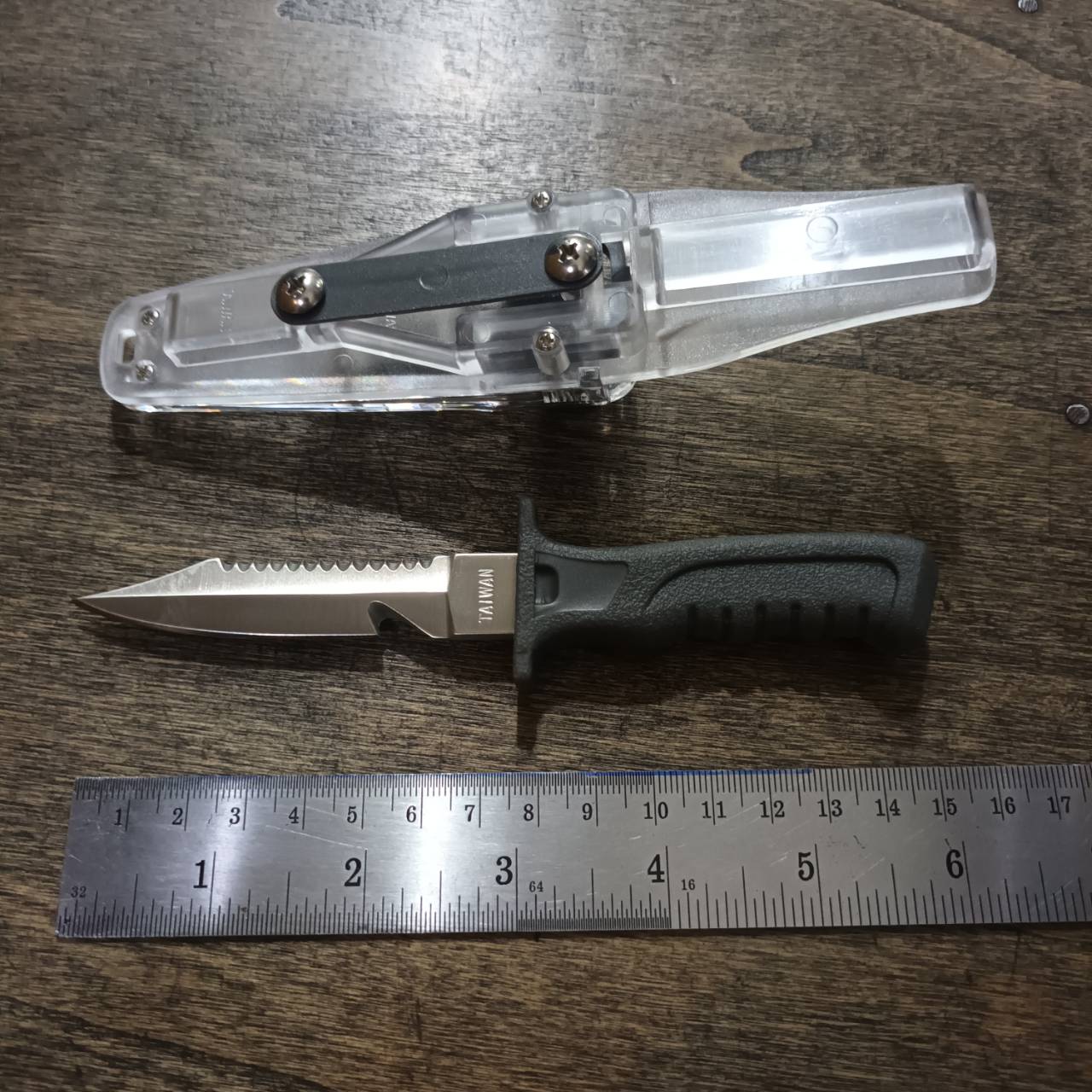 SAEKODIVE S3007 KNIFE W/PLASTIC SHEATH SHARP CLEAR