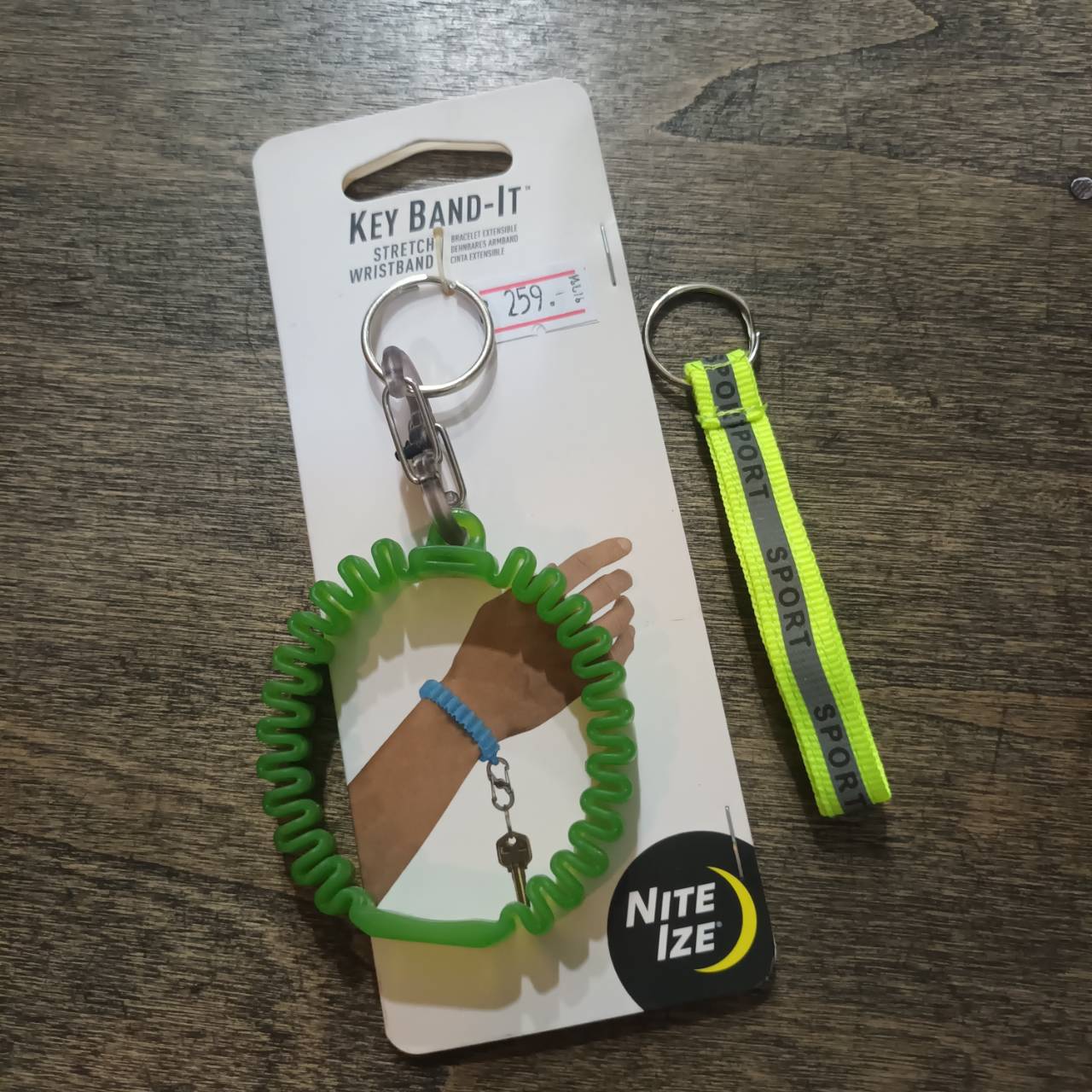 NITEIZE Tec40 KEY BAND IT S CARABINER LOCK พวงกุญแจ อเนกประสงค์