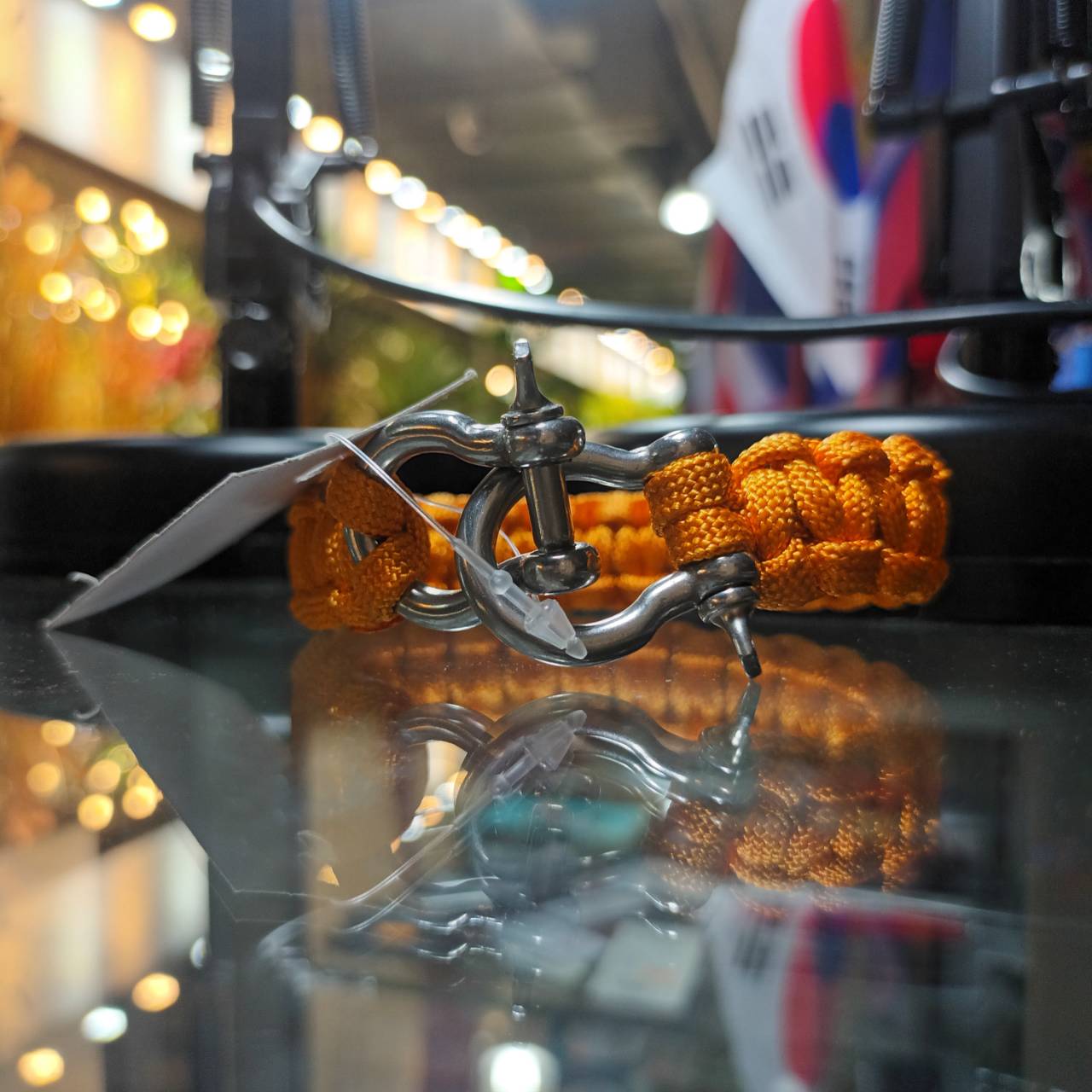 MC2THAILAND COBRA Knot Bracelet Paracord550 2 End Omega shackle with screw lock ORG Color P01-05