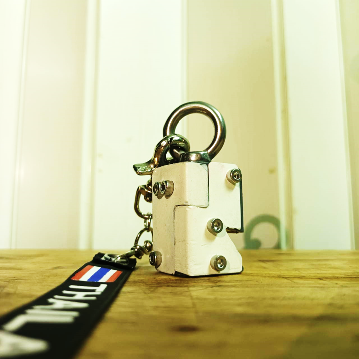 THE CAP OPENER COUNTRYMAN THAILAND MODEL 01