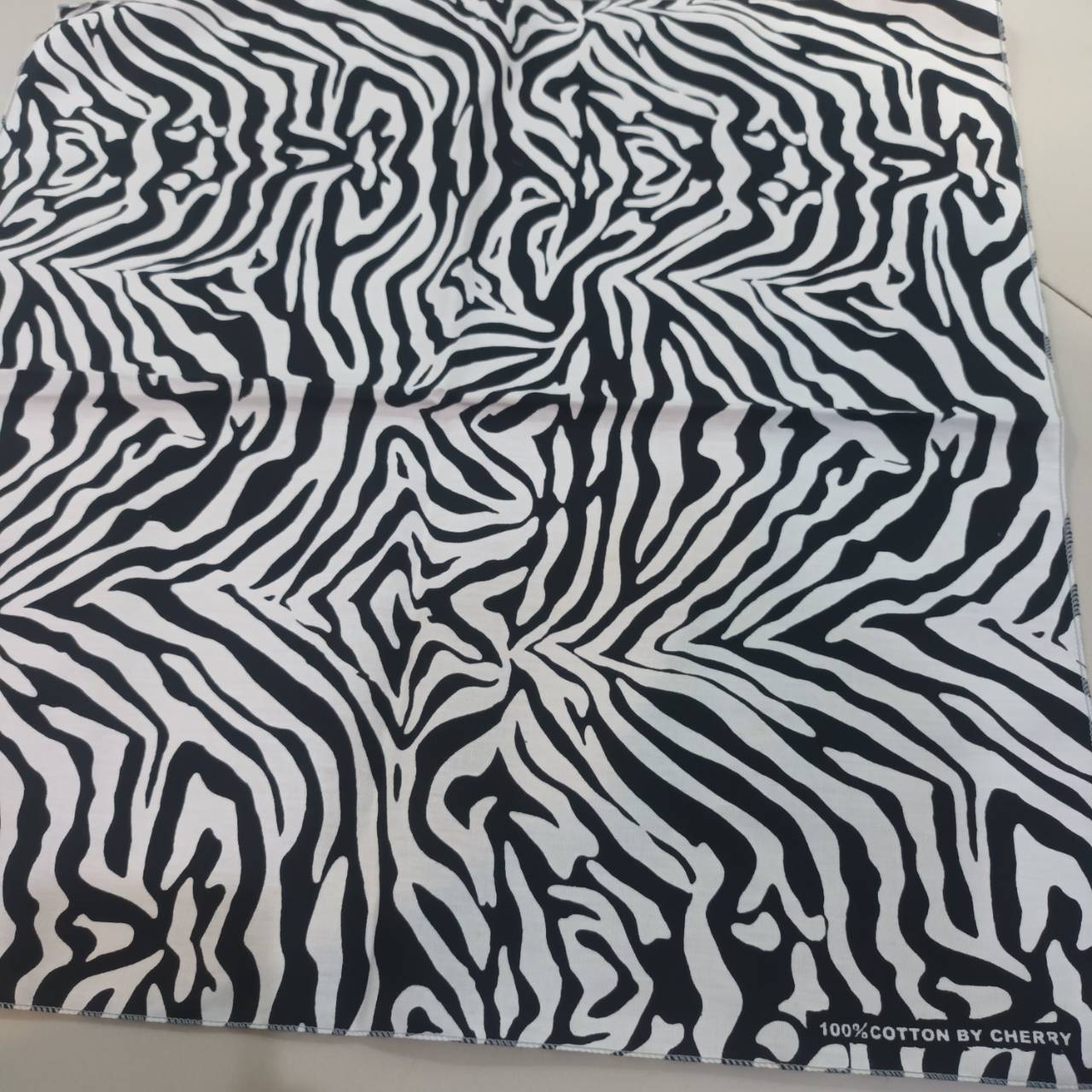 Tec40 Bandana COTTON 100% SIZE 50x50cm MODEL07